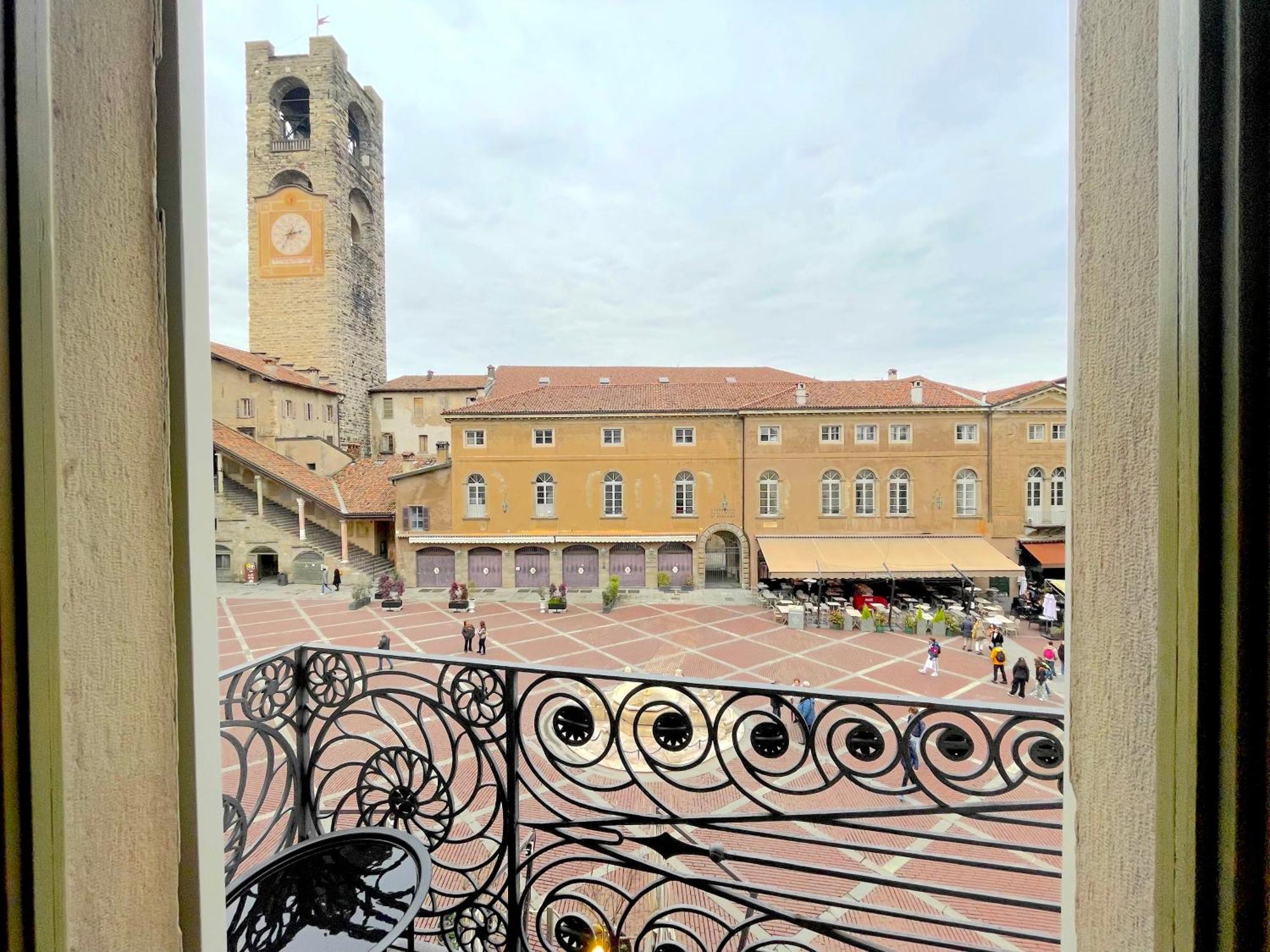 Best View Boutique Apartments Bergamo Exterior foto