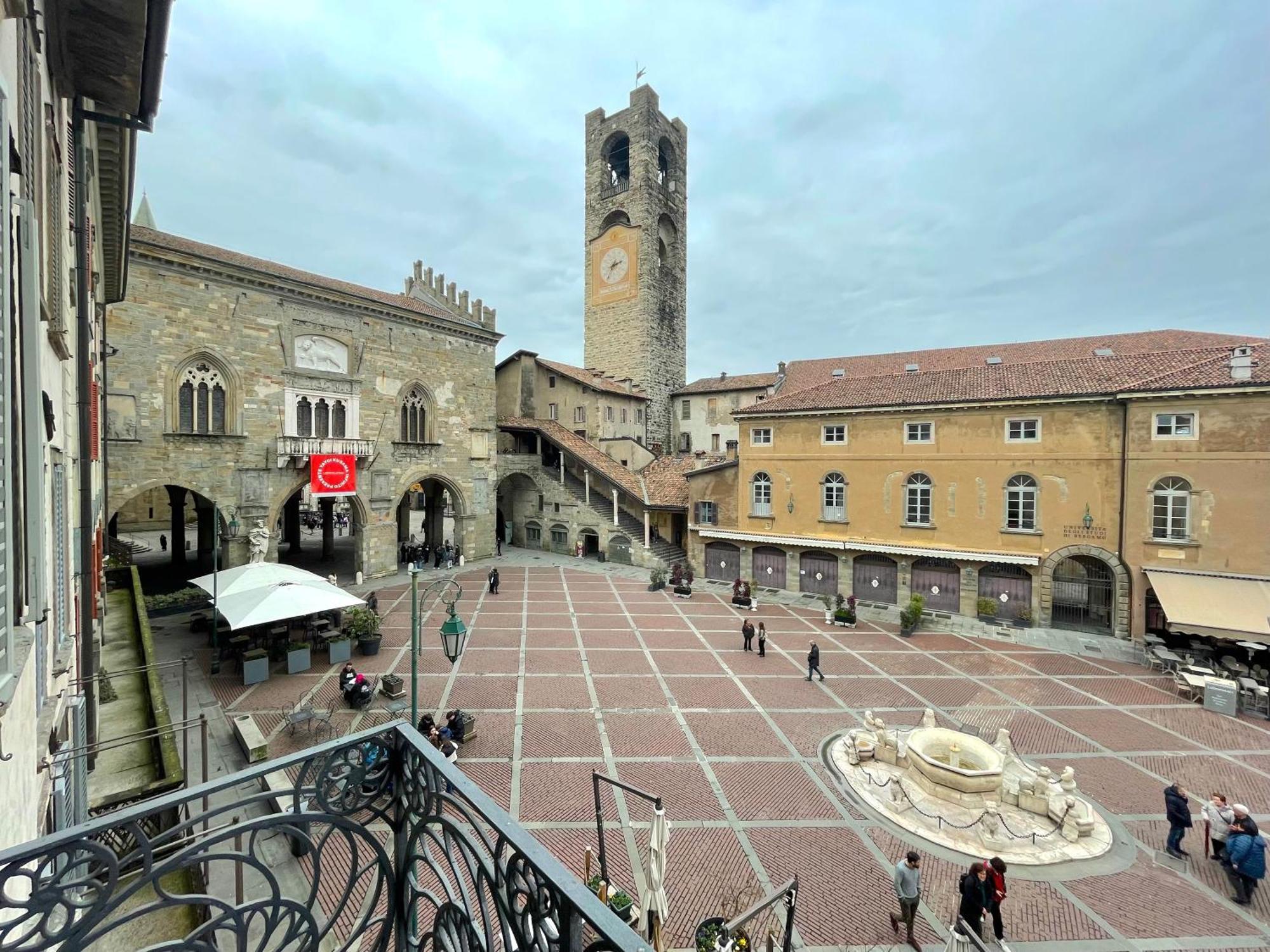 Best View Boutique Apartments Bergamo Exterior foto